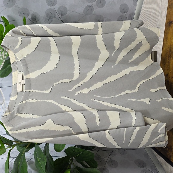 Loft Dolman Sleeve Top - Picture 4 of 8